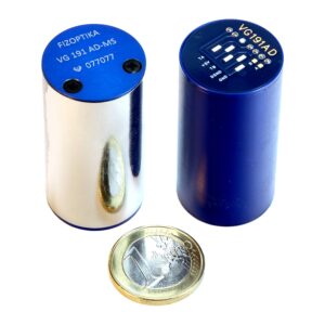 Ultra-compact FOG sensors