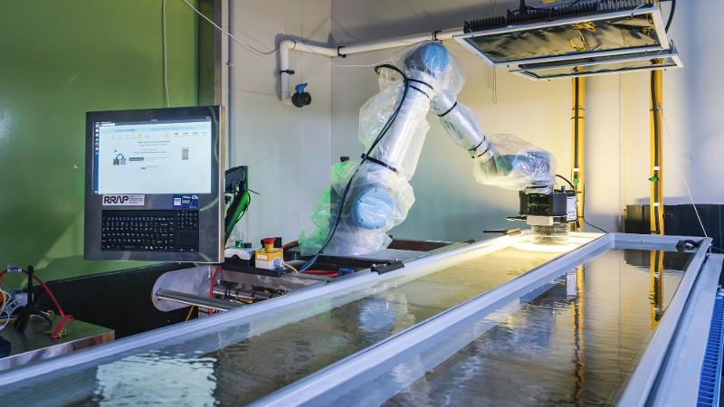 Robot Developed to Count and Capture Images of Tank-Grown Corals