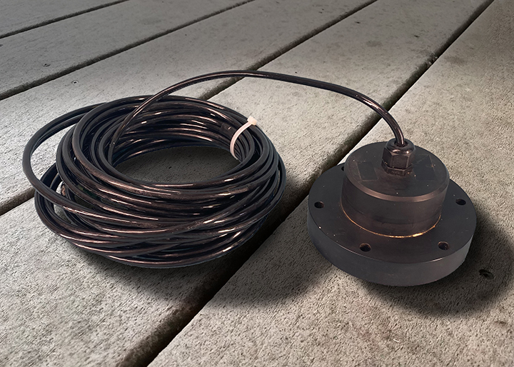 esonar hull mounted hydrophone