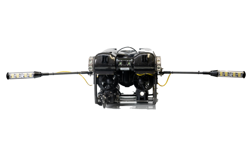 Pivot ROV with Floodlights
