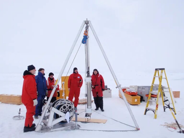 D-2 Ultra Low Power CTD Integrated into WHOI Arctic Research - Ocean ...
