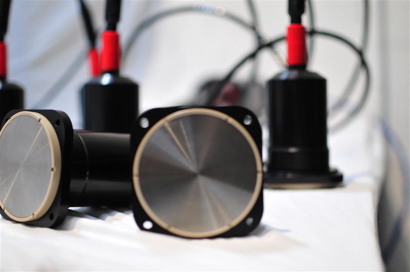 Ultra-Sensitive Passive Electromagnetic Sensor for Underwater Detection and Monitoring