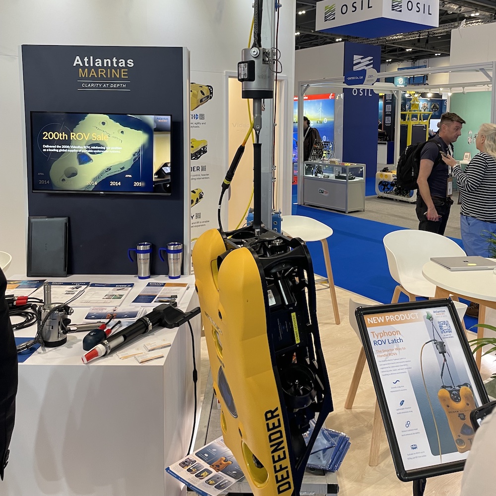 Atlantas Marine Typhoon ROV Latch with VideoRay Defender