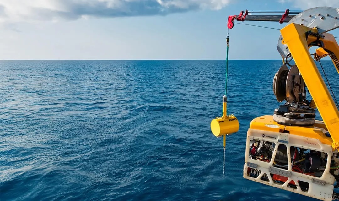 Delivering Precision & Efficiency in Deepwater Navigation Systems ...
