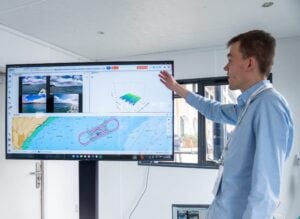 Supporting Low-Bandwidth Video Streaming for Autonomous Maritime Operations