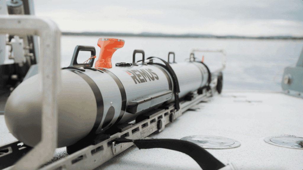 US Navy Scales Autonomous Undersea Fleet With REMUS 300-Based Lionfish SUUV